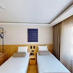 River Otel 4*
