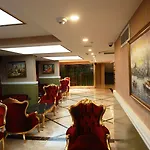 Otel River