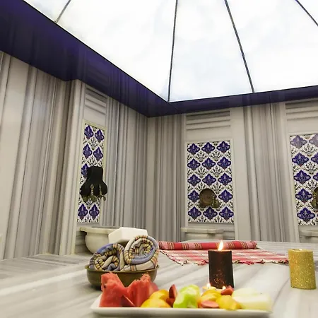River Hotel 2*