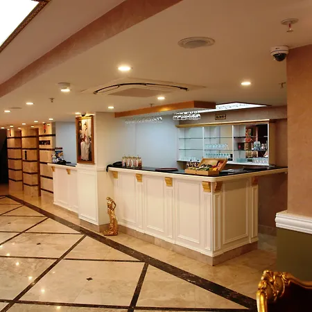 River Hotel 4*